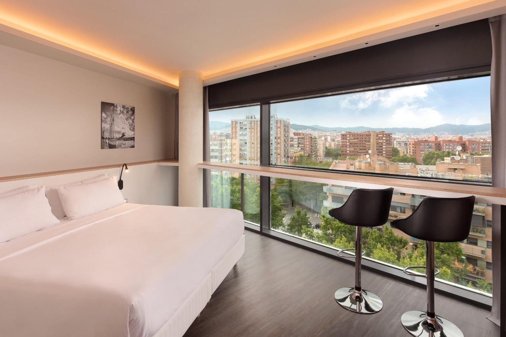 Four Points By Sheraton Barcelona Diagonal Bagian luar foto