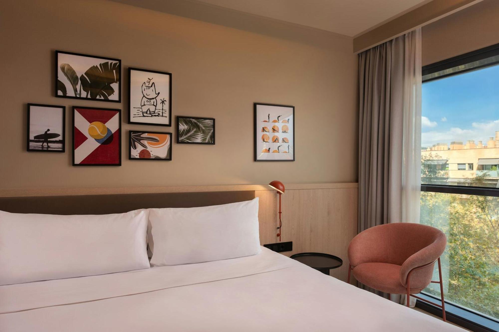 Four Points By Sheraton Barcelona Diagonal Bagian luar foto