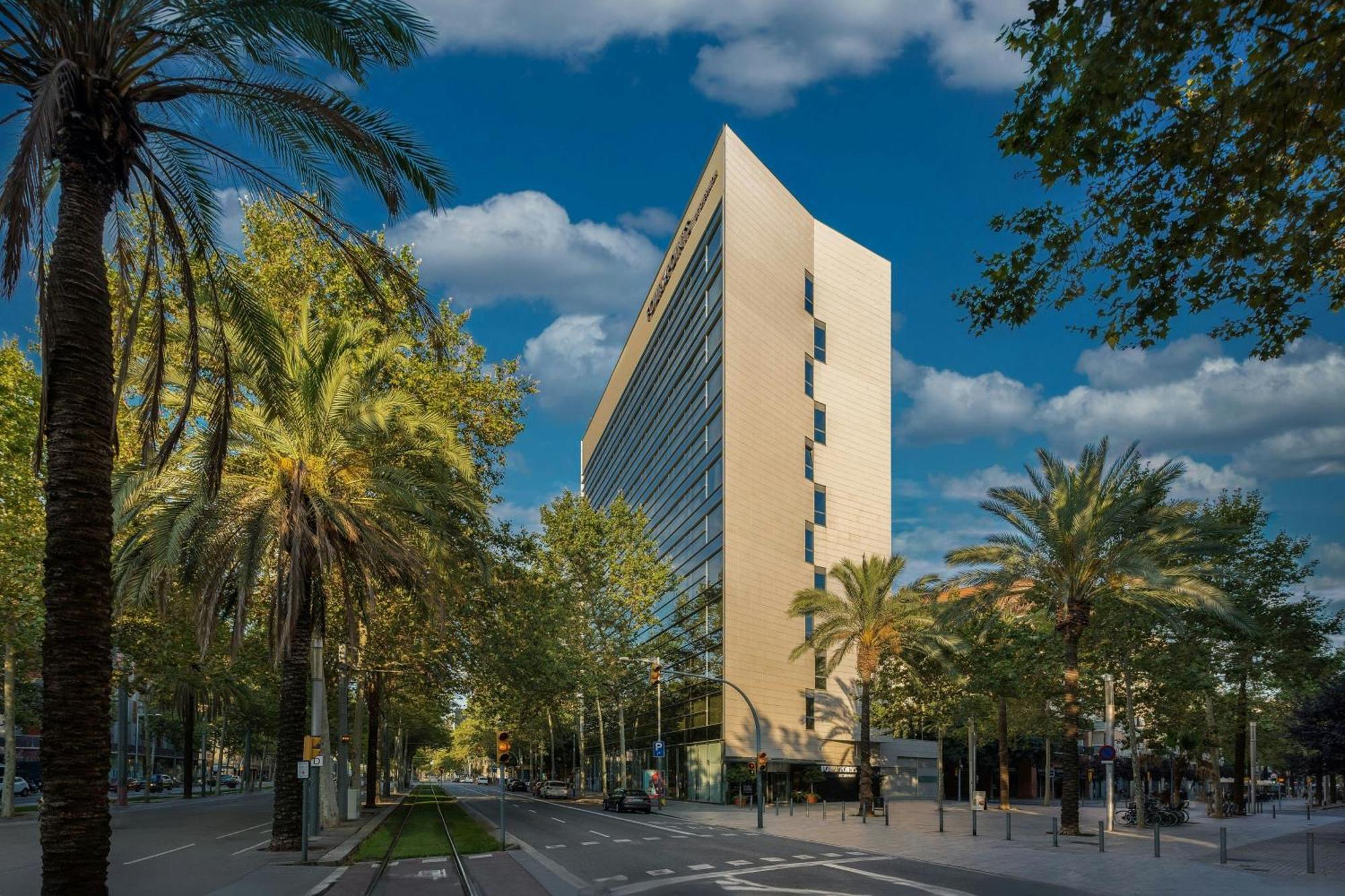 Four Points By Sheraton Barcelona Diagonal Bagian luar foto